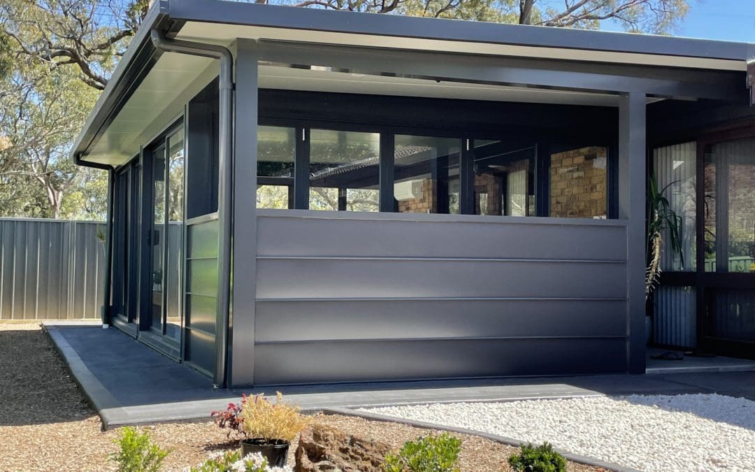 Enclosed Sunroom with covered outdoor BBQ area, Ruse