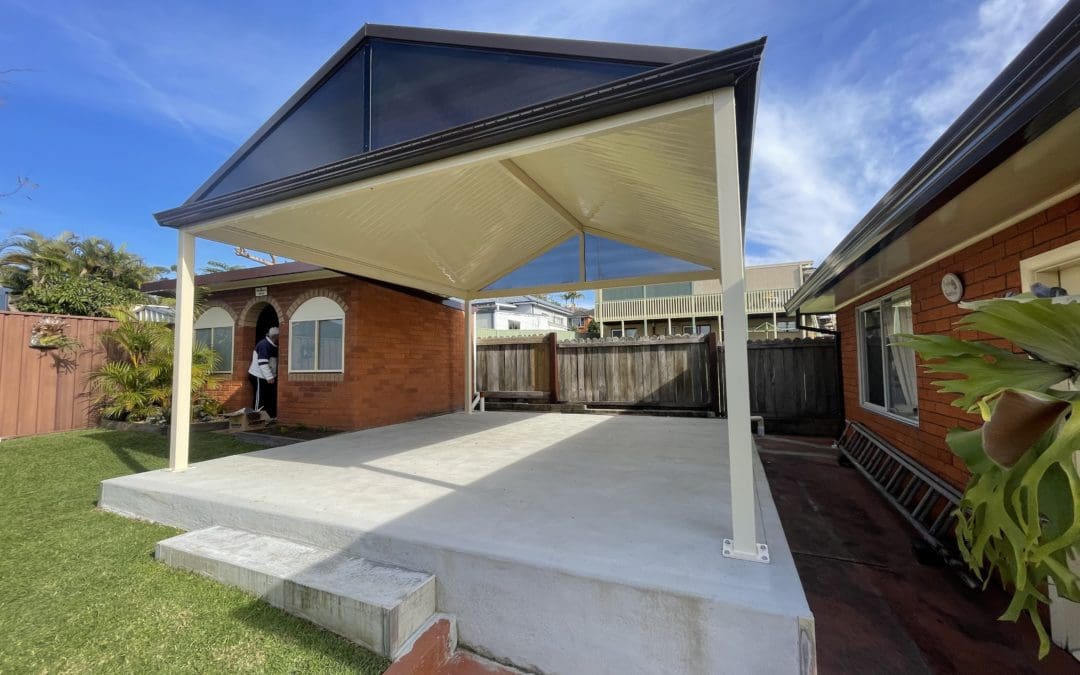 Freestanding Colorbond Gable Pergola, Mount Warrigal 