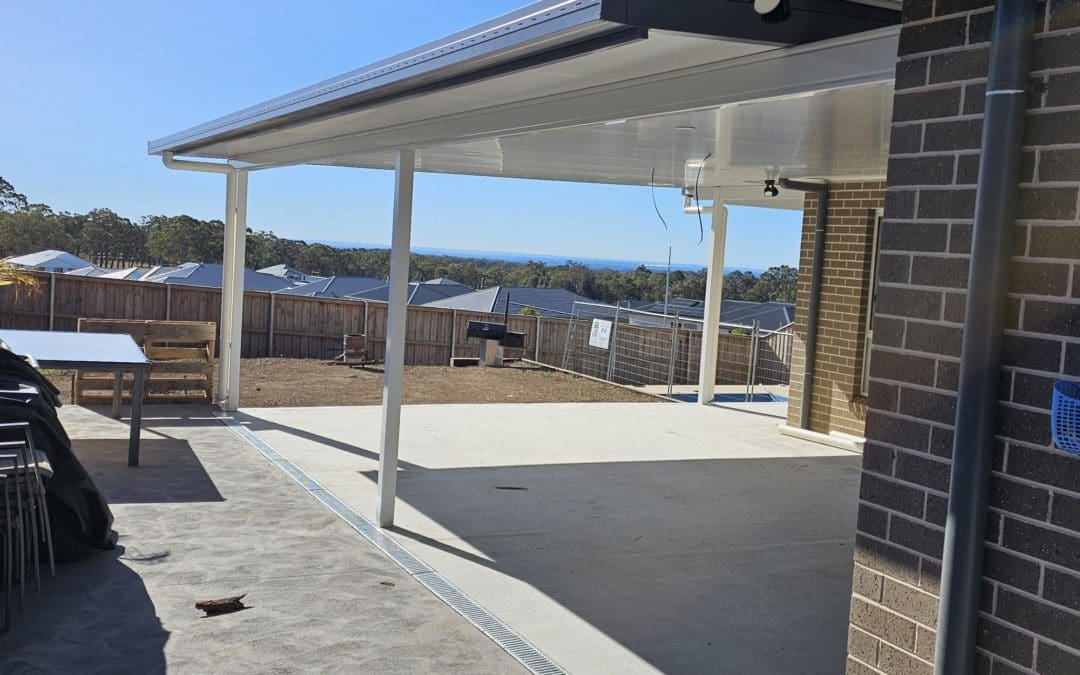 Flat Insulated Pergola, Oakdale